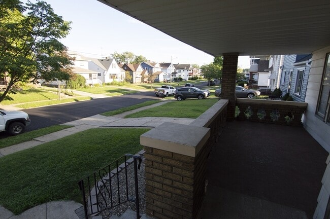 Photo - 3574 W 147th St Condo
