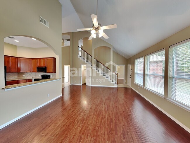 Photo - 25118 Auburn Terrace Dr