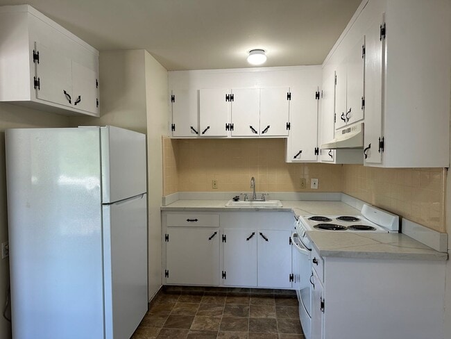 Photo - 1147 Leigh Ave Unit 2