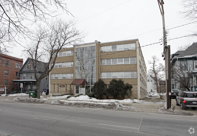 Campus Square - Campus Square Apartments
