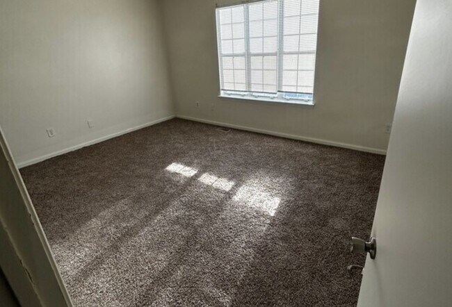 Photo - Beautiful 3 Bedroom Home in Virginia Beach with Updated Kitchen!