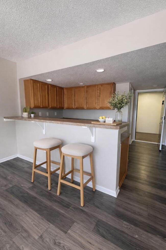 Photo - Spanish Oaks