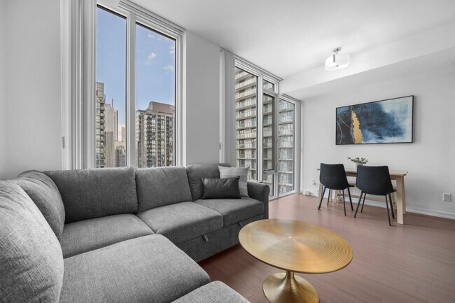 101 Peter St Unit SI ID1388895P