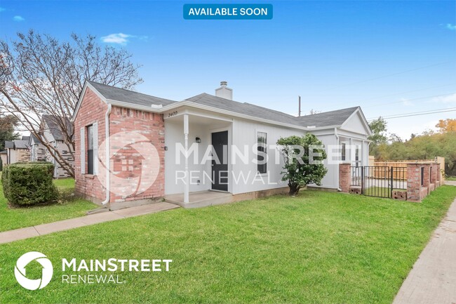 Photo - 2400 Markland St Casa