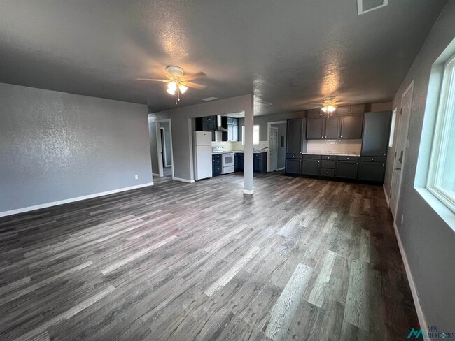 Photo - 1507 W Ray Ave