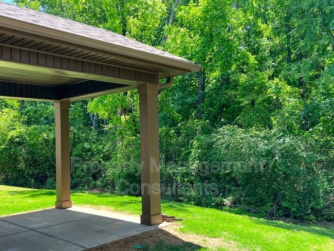 Photo - 27982 Chalmers Cir