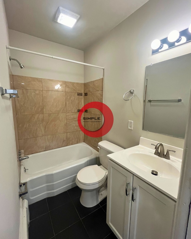 Photo - 556 Main St Unit C2