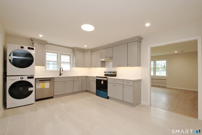 Building Photo - 306 Courtland Ave Unit 1