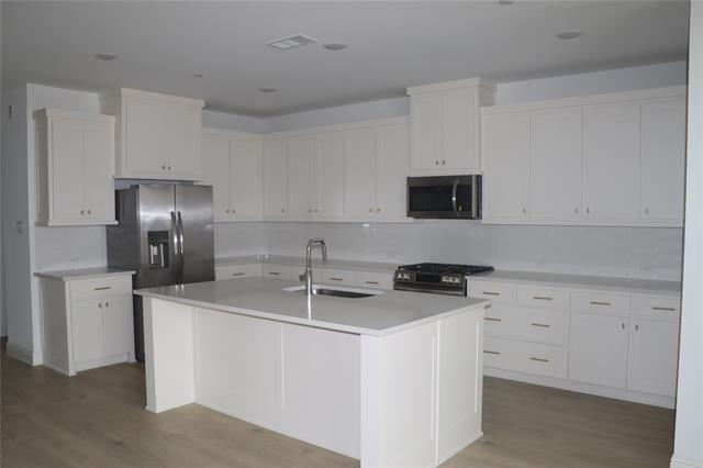 Photo - 9492 Espalier St