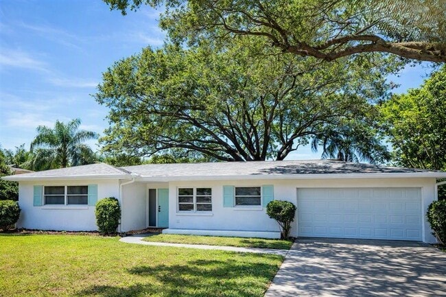 Building Photo - 1512 Picardy Cir