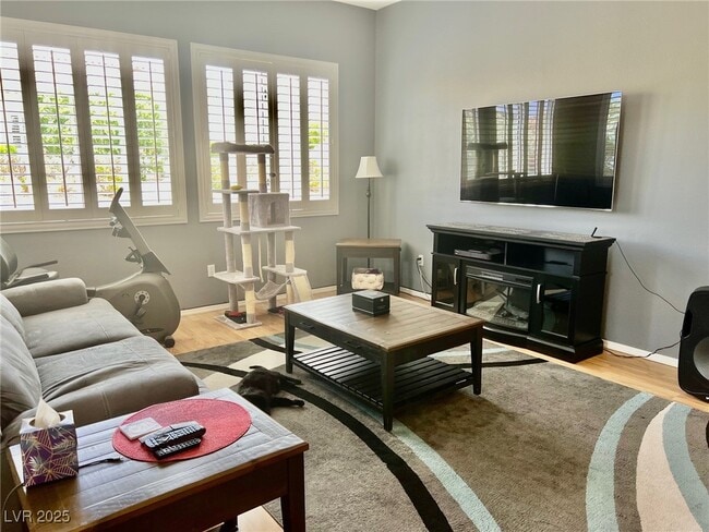 Photo - 10545 Cogswell Ave