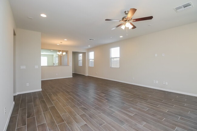 Photo - 1604 Flintlock Dr