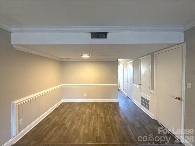 Photo - 7906 Oak Meadow Ct