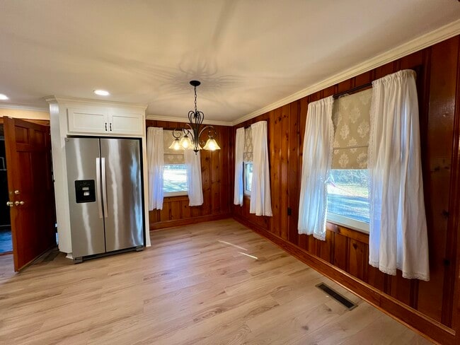 Photo - 9532 Harwood Ln