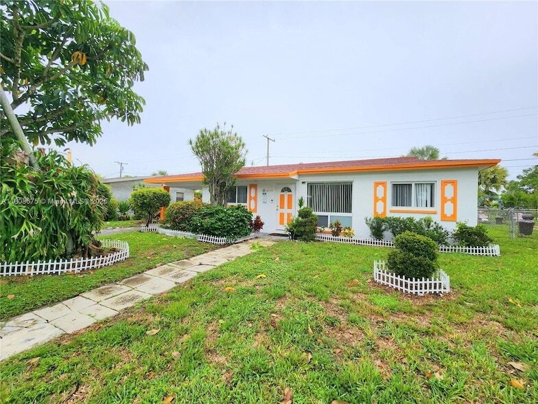 Photo - 1564 NW 31st Way