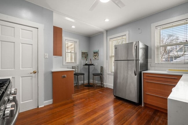 Photo - 97 Bow St Unidad 2