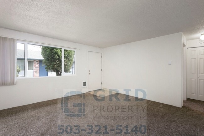 Building Photo - Two Bedroom Apartment Available - Private ... Unit 7033