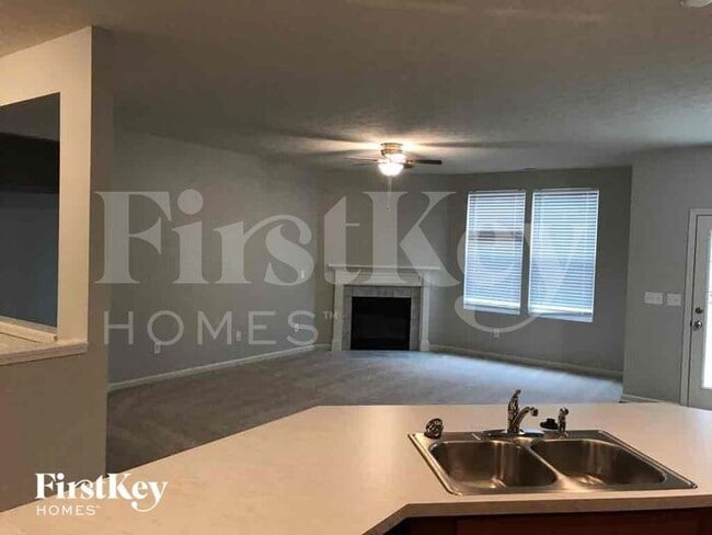 Photo - 4653 Rainwater Ln