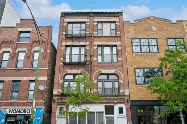 Building Photo - 1423 N Ashland Ave Unit 201 Rental