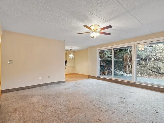 2 Ledgewood Way