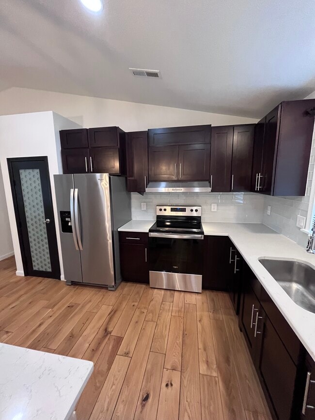 Photo - 2603 S 86th Ave