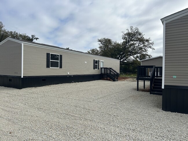 Building Photo - 2623 E 16th St