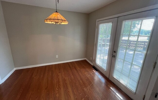 Photo - Quiet Cul-de-Sac Home with Bonus Room & Bi...