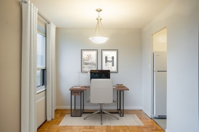 Photo - Lawrence Apartments