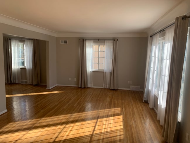 Photo - 2114 Brookdale Rd Unit Lower