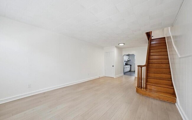 Photo - 2038 S Darien St