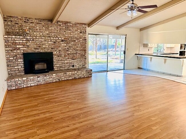 Photo - $3,300 Fowler & Shepherd, 4 Bed / 2.5 Bath...