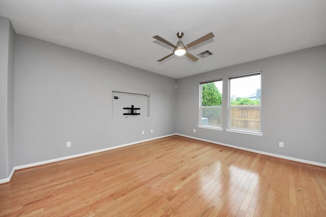 Photo - 10062 Hillside Bayou Dr