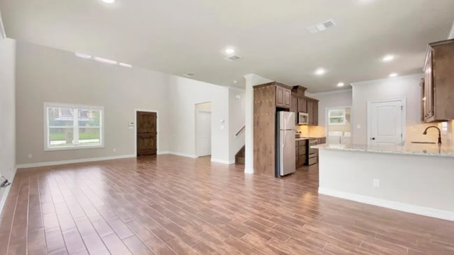 204 Francis Dr