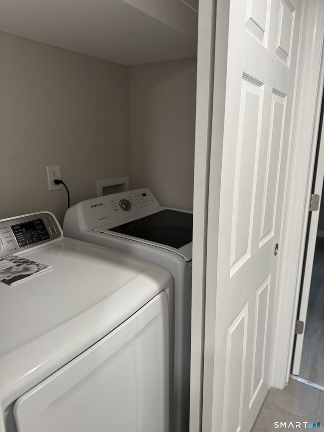 Photo - 95 Warner St