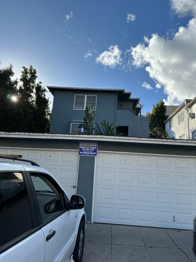 Photo - 1851 S Beverly Glen Blvd