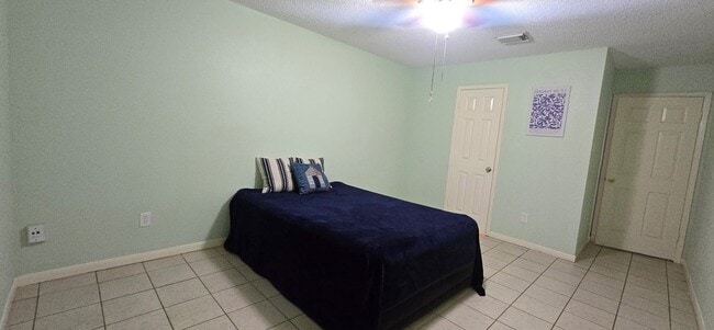 Photo - 13715 Vickston Ln
