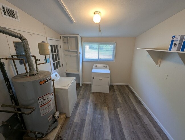 Comfort, Charm, and Convenience - Comfort, Charm, and Convenience House