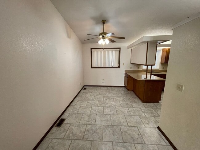 Photo - Spacious Condo in West Billings with a ten...