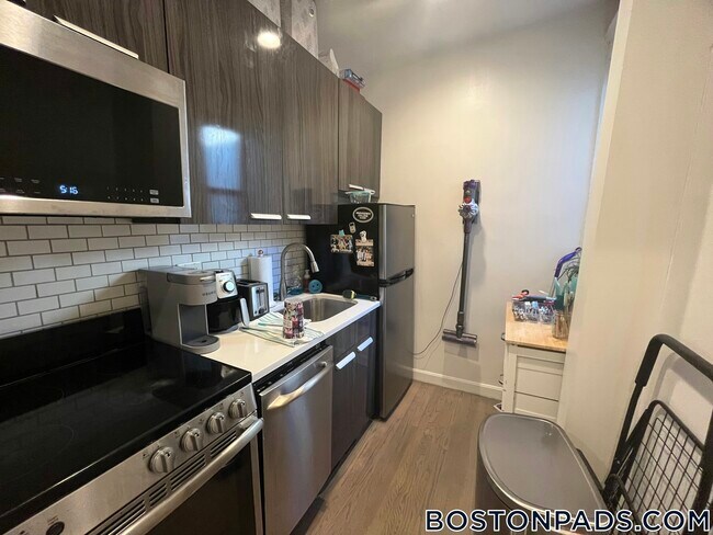 Photo - 19 Peterborough St Unidad 16