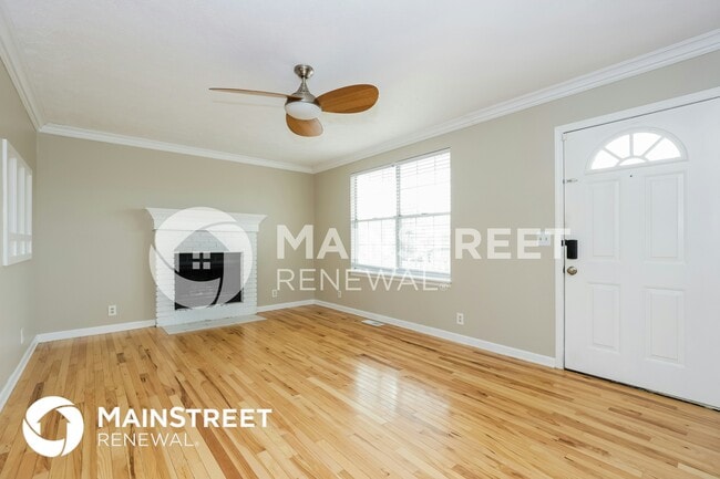 Photo - 528 Piccadilly Row