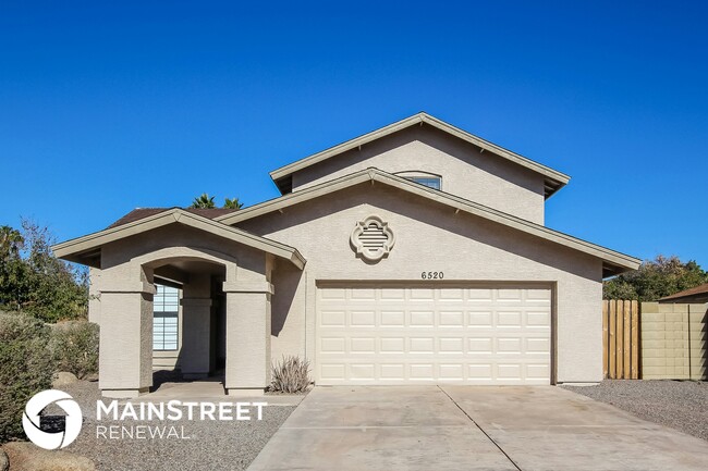 Building Photo - 6520 W Paradise Ln