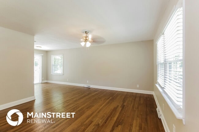 Photo - 1532 Downs Ave