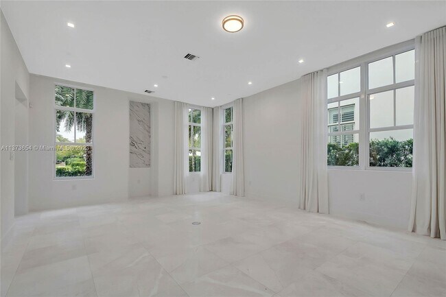 Photo - 3400 Ponce de Leon Blvd