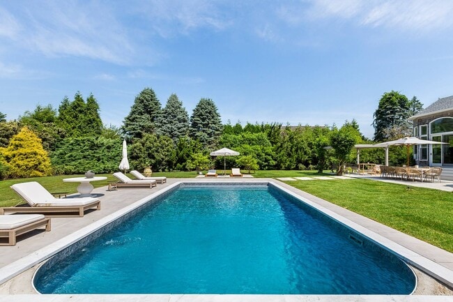 Photo - 550 Lumber Ln