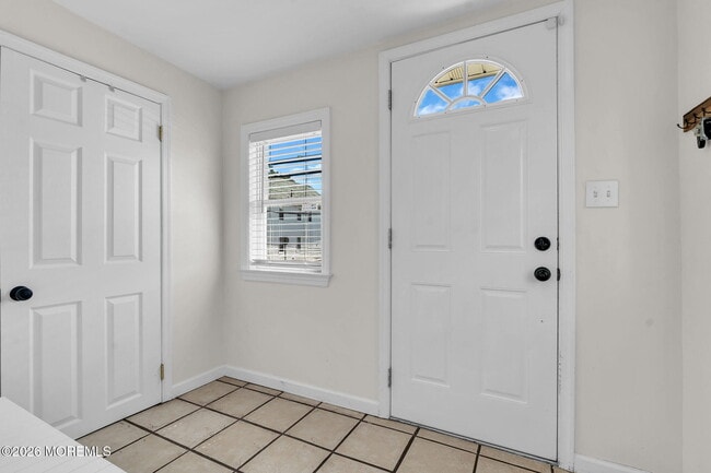 Photo - 253 1st St