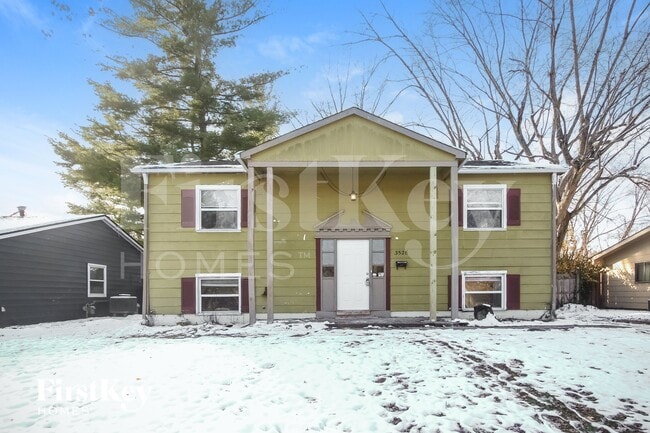 Building Photo - 3526 N Faculty Dr