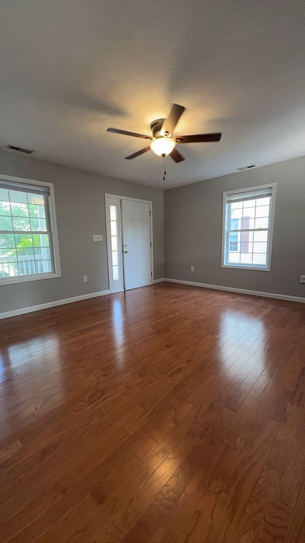Photo - 1327 Cobble Creek Cir