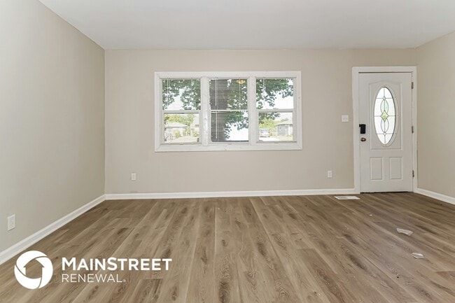 Photo - 2813 Falcon Dr