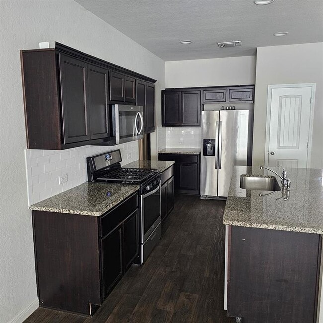 Photo - 14010 Macquarie Dr