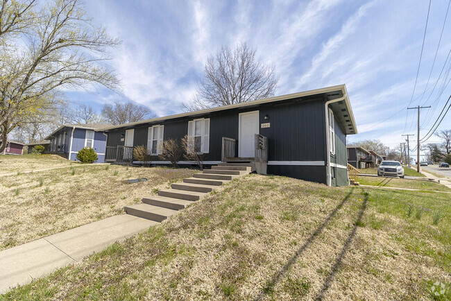 Building Photo - 202 Wheaton Ct Rental